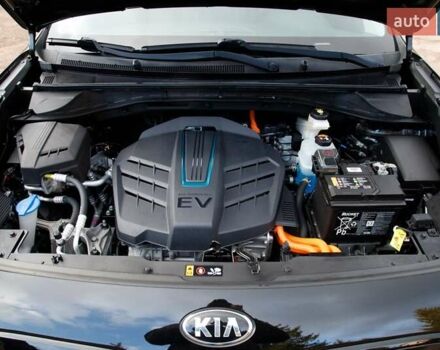Черный Киа Niro, объемом двигателя 0 л и пробегом 110 тыс. км за 17450 $, фото 35 на Automoto.ua