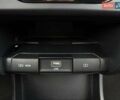 Чорний Кіа Niro, об'ємом двигуна 0 л та пробігом 69 тис. км за 23200 $, фото 6 на Automoto.ua
