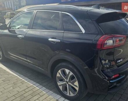 Черный Киа Niro, объемом двигателя 0 л и пробегом 121 тыс. км за 18500 $, фото 6 на Automoto.ua