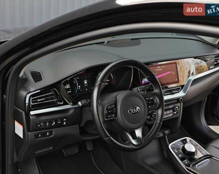 Черный Киа Niro, объемом двигателя 0 л и пробегом 115 тыс. км за 19999 $, фото 31 на Automoto.ua