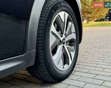 Черный Киа Niro, объемом двигателя 0 л и пробегом 50 тыс. км за 23499 $, фото 33 на Automoto.ua