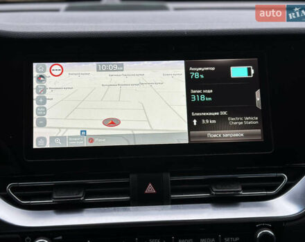 Чорний Кіа Niro, об'ємом двигуна 0 л та пробігом 130 тис. км за 18300 $, фото 66 на Automoto.ua