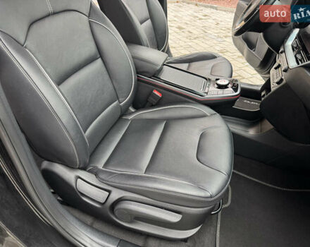 Чорний Кіа Niro, об'ємом двигуна 0 л та пробігом 109 тис. км за 17499 $, фото 20 на Automoto.ua