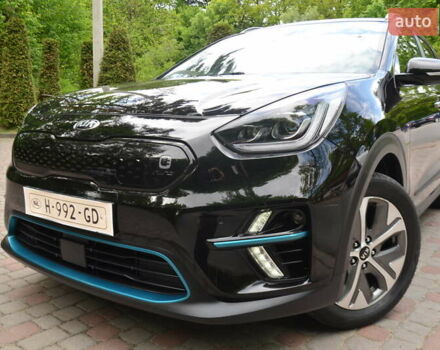 Черный Киа Niro, объемом двигателя 0 л и пробегом 76 тыс. км за 17550 $, фото 9 на Automoto.ua