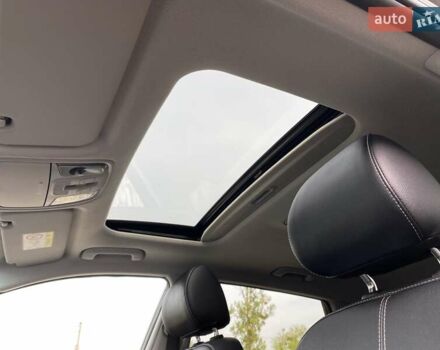 Чорний Кіа Niro, об'ємом двигуна 0 л та пробігом 96 тис. км за 20600 $, фото 22 на Automoto.ua