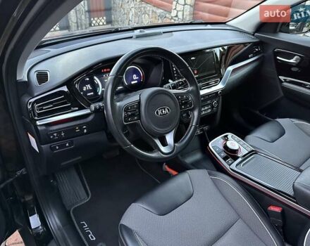 Черный Киа Niro, объемом двигателя 0 л и пробегом 115 тыс. км за 18700 $, фото 30 на Automoto.ua