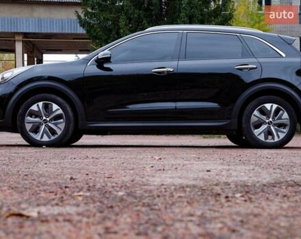 Киа Niro 2020 в Бердичеве на Automoto.ua Черный Киа Niro, объемом двигателя 0 л и пробегом 152 тыс. км за 16450 $, фото 13 на Automoto.ua