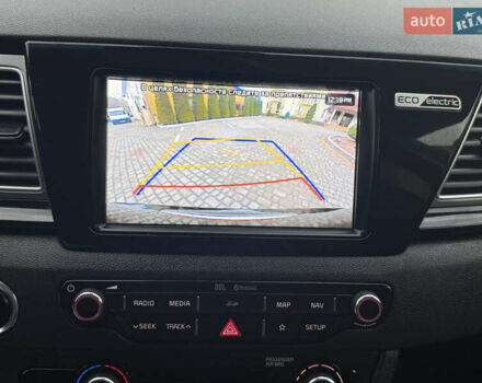 Киа Niro 2020 в Трускавце на Automoto.ua Черный Киа Niro, объемом двигателя 0 л и пробегом 97 тыс. км за 16999 $, фото 59 на Automoto.ua