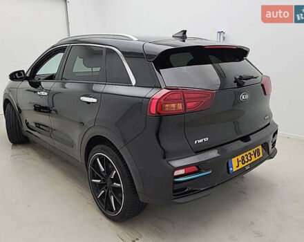 Черный Киа Niro, объемом двигателя 0 л и пробегом 128 тыс. км за 19463 $, фото 3 на Automoto.ua