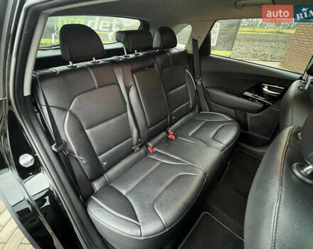 Черный Киа Niro, объемом двигателя 0 л и пробегом 140 тыс. км за 21500 $, фото 21 на Automoto.ua