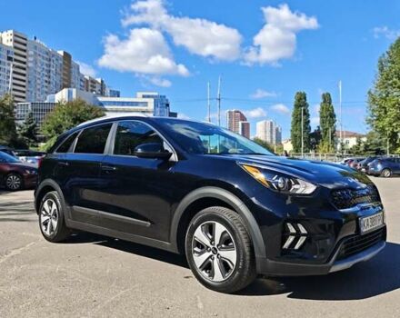 Киа Niro 2020 в Киеве на Automoto.ua Черный Киа Niro, объемом двигателя 1.58 л и пробегом 88 тыс. км за 18400 $, фото 1 на Automoto.ua