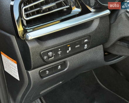 Черный Киа Niro, объемом двигателя 0 л и пробегом 112 тыс. км за 19999 $, фото 19 на Automoto.ua