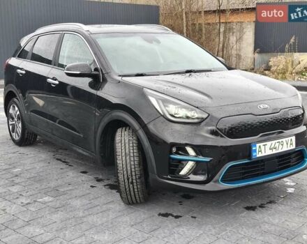 Чорний Кіа Niro, об'ємом двигуна 0 л та пробігом 46 тис. км за 17000 $, фото 7 на Automoto.ua