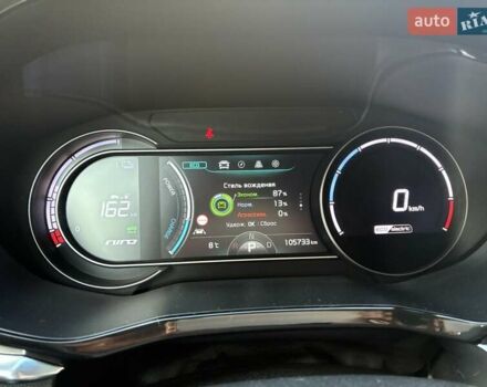Черный Киа Niro, объемом двигателя 0 л и пробегом 105 тыс. км за 20500 $, фото 83 на Automoto.ua