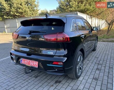 Чорний Кіа Niro, об'ємом двигуна 0 л та пробігом 112 тис. км за 20499 $, фото 20 на Automoto.ua