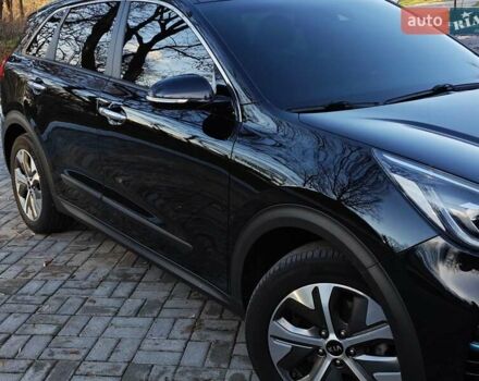 Черный Киа Niro, объемом двигателя 0 л и пробегом 115 тыс. км за 19999 $, фото 14 на Automoto.ua