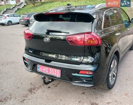 Черный Киа Niro, объемом двигателя 0 л и пробегом 125 тыс. км за 19300 $, фото 5 на Automoto.ua