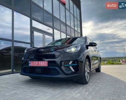 Черный Киа Niro, объемом двигателя 0 л и пробегом 142 тыс. км за 18900 $, фото 18 на Automoto.ua