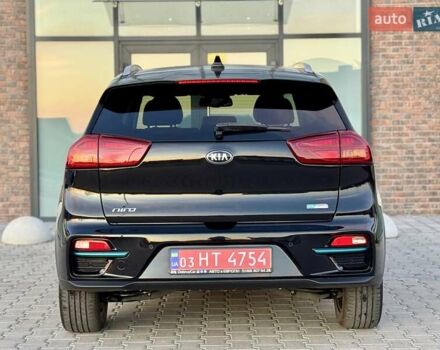Черный Киа Niro, объемом двигателя 0 л и пробегом 110 тыс. км за 17999 $, фото 17 на Automoto.ua