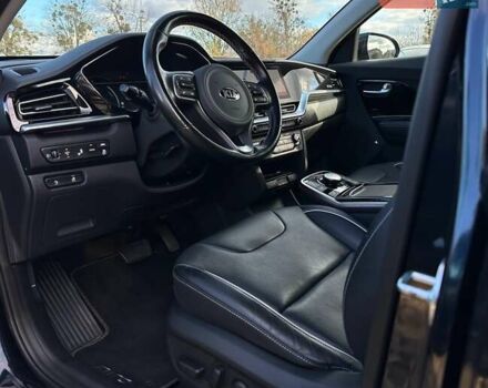 Чорний Кіа Niro, об'ємом двигуна 0 л та пробігом 68 тис. км за 24200 $, фото 36 на Automoto.ua