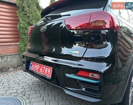Черный Киа Niro, объемом двигателя 0 л и пробегом 115 тыс. км за 18700 $, фото 11 на Automoto.ua