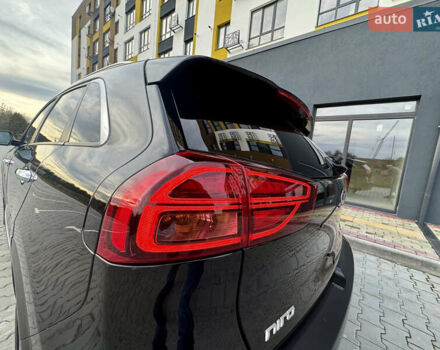 Черный Киа Niro, объемом двигателя 0 л и пробегом 128 тыс. км за 19600 $, фото 7 на Automoto.ua