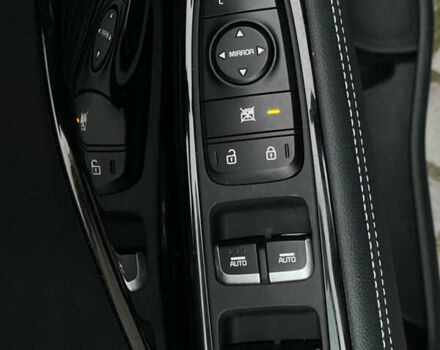Черный Киа Niro, объемом двигателя 0 л и пробегом 111 тыс. км за 19300 $, фото 12 на Automoto.ua
