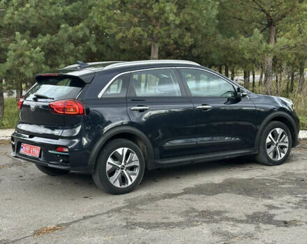 Киа Niro 2020 в Золочев на Automoto.ua Черный Киа Niro, объемом двигателя 0 л и пробегом 145 тыс. км за 18150 $, фото 20 на Automoto.ua