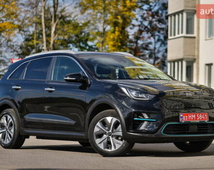 Черный Киа Niro, объемом двигателя 0 л и пробегом 124 тыс. км за 19500 $, фото 2 на Automoto.ua