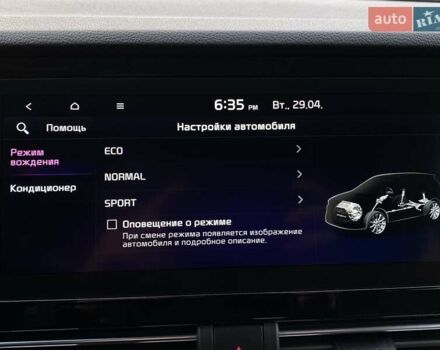 Чорний Кіа Niro, об'ємом двигуна 0 л та пробігом 96 тис. км за 20600 $, фото 59 на Automoto.ua