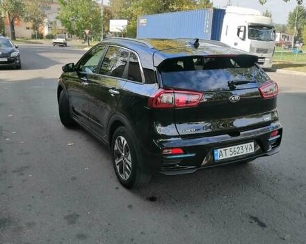 Черный Киа Niro, объемом двигателя 0 л и пробегом 139 тыс. км за 17850 $, фото 5 на Automoto.ua