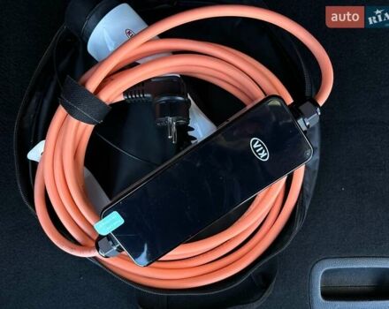 Киа Niro 2020 в Львове на Automoto.ua Черный Киа Niro, объемом двигателя 0 л и пробегом 68 тыс. км за 23200 $, фото 85 на Automoto.ua