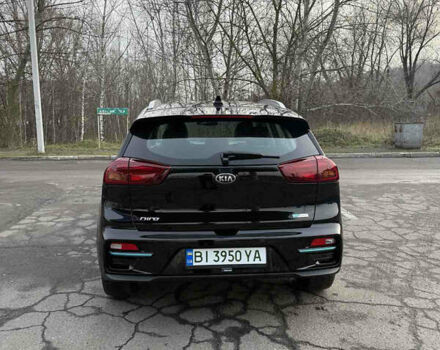 Чорний Кіа Niro, об'ємом двигуна 0 л та пробігом 93 тис. км за 18900 $, фото 4 на Automoto.ua
