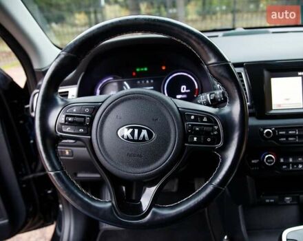 Киа Niro 2020 в Бердичеве на Automoto.ua Черный Киа Niro, объемом двигателя 0 л и пробегом 152 тыс. км за 16450 $, фото 48 на Automoto.ua
