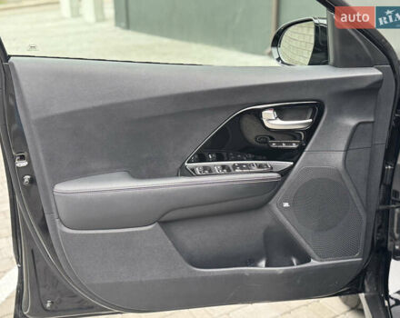 Черный Киа Niro, объемом двигателя 0 л и пробегом 132 тыс. км за 18699 $, фото 37 на Automoto.ua