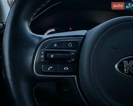 Черный Киа Niro, объемом двигателя 0 л и пробегом 35 тыс. км за 23400 $, фото 49 на Automoto.ua