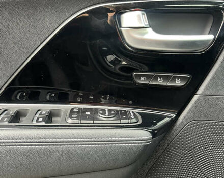 Чорний Кіа Niro, об'ємом двигуна 0 л та пробігом 81 тис. км за 19999 $, фото 16 на Automoto.ua