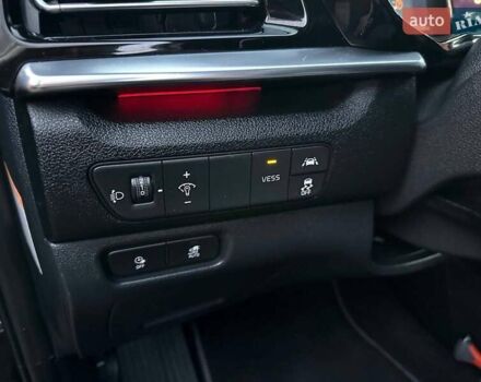 Чорний Кіа Niro, об'ємом двигуна 0 л та пробігом 126 тис. км за 19500 $, фото 24 на Automoto.ua