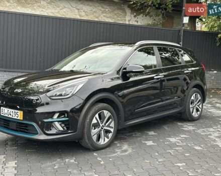 Черный Киа Niro, объемом двигателя 0 л и пробегом 107 тыс. км за 19700 $, фото 3 на Automoto.ua