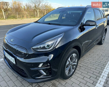 Чорний Кіа Niro, об'ємом двигуна 0 л та пробігом 144 тис. км за 19500 $, фото 28 на Automoto.ua