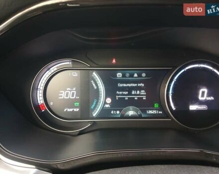 Черный Киа Niro, объемом двигателя 0 л и пробегом 125 тыс. км за 19300 $, фото 10 на Automoto.ua