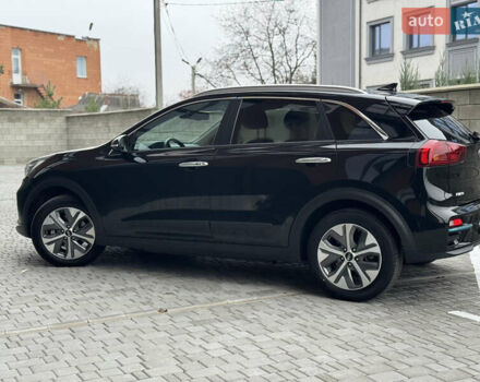 Черный Киа Niro, объемом двигателя 0 л и пробегом 132 тыс. км за 18699 $, фото 19 на Automoto.ua
