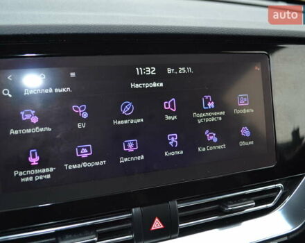 Чорний Кіа Niro, об'ємом двигуна 0 л та пробігом 169 тис. км за 18450 $, фото 63 на Automoto.ua