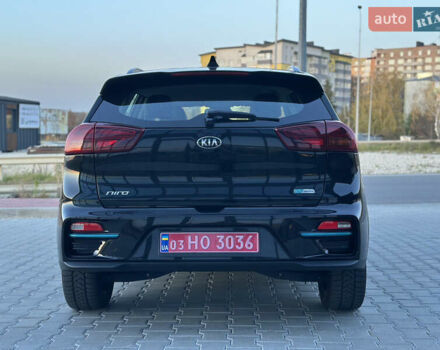 Чорний Кіа Niro, об'ємом двигуна 0 л та пробігом 98 тис. км за 19400 $, фото 8 на Automoto.ua