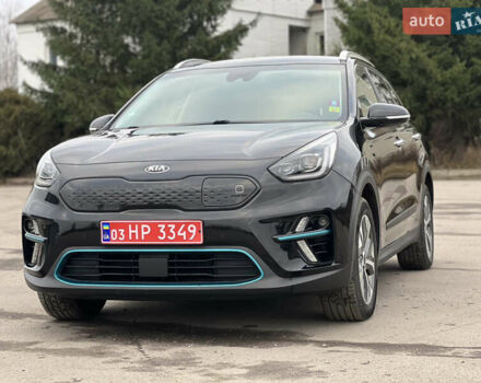 Чорний Кіа Niro, об'ємом двигуна 0 л та пробігом 140 тис. км за 17999 $, фото 3 на Automoto.ua