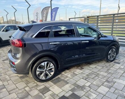 Черный Киа Niro, объемом двигателя 0 л и пробегом 142 тыс. км за 18900 $, фото 12 на Automoto.ua