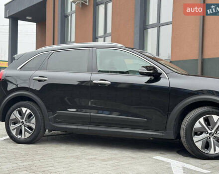 Черный Киа Niro, объемом двигателя 0 л и пробегом 132 тыс. км за 18699 $, фото 14 на Automoto.ua