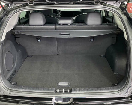 Чорний Кіа Niro, об'ємом двигуна 0 л та пробігом 70 тис. км за 22350 $, фото 4 на Automoto.ua