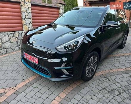 Чорний Кіа Niro, об'ємом двигуна 0 л та пробігом 126 тис. км за 19500 $, фото 15 на Automoto.ua
