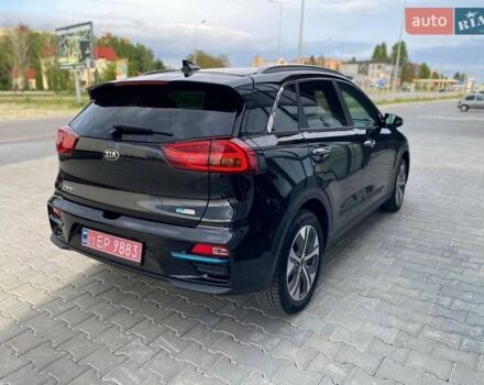 Черный Киа Niro, объемом двигателя 0 л и пробегом 142 тыс. км за 18900 $, фото 14 на Automoto.ua